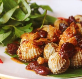 Sò huyết sào me